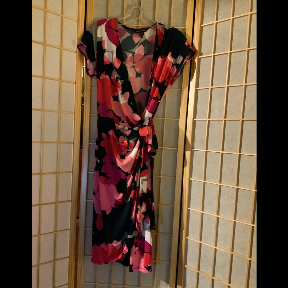 MAGGY LONDON- Pink flowered wrap dress. Sz 10